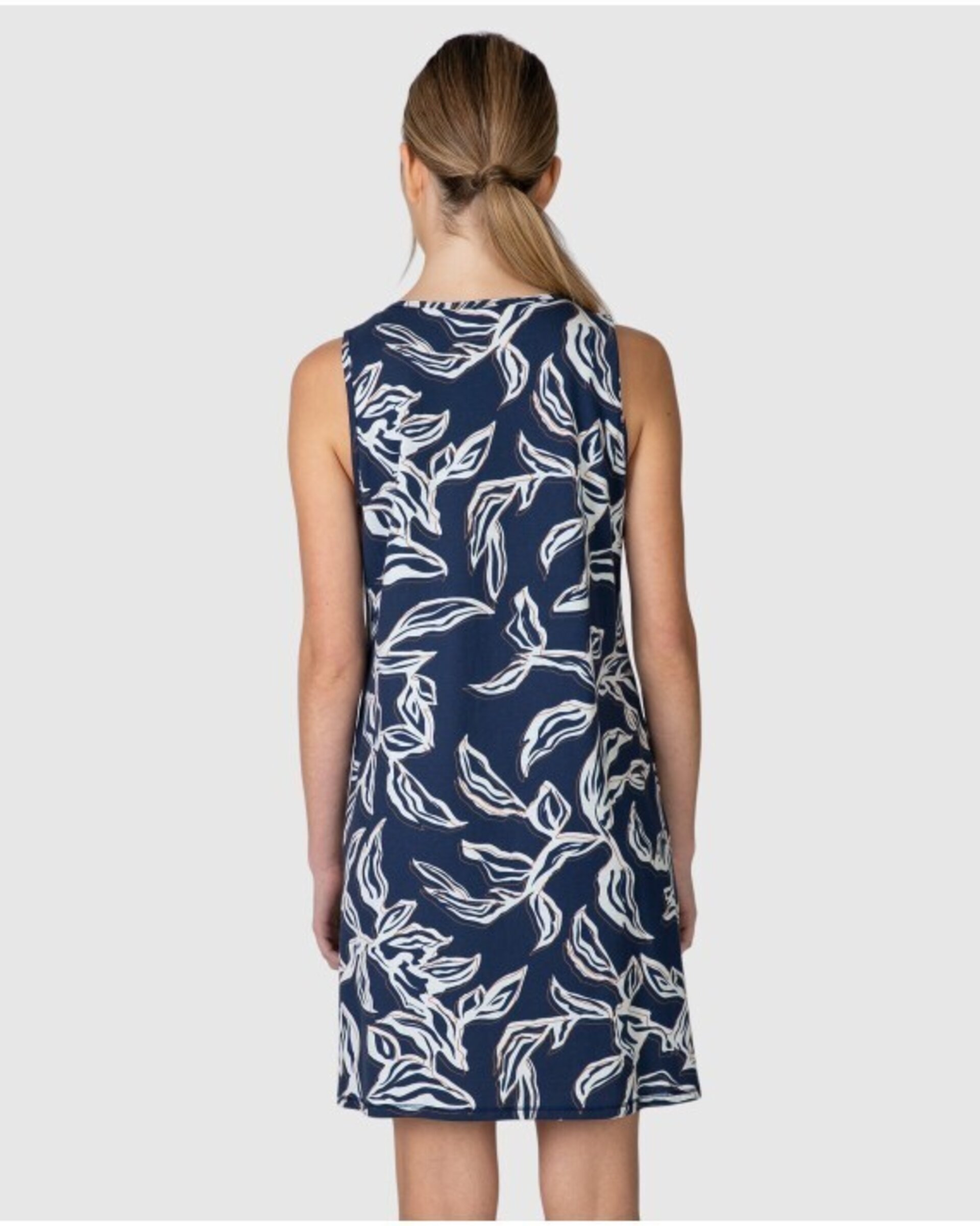 CAMISÓN CORTO DE MUJER DE TIRANTES CON BOLSILLOS LATERALES - 2