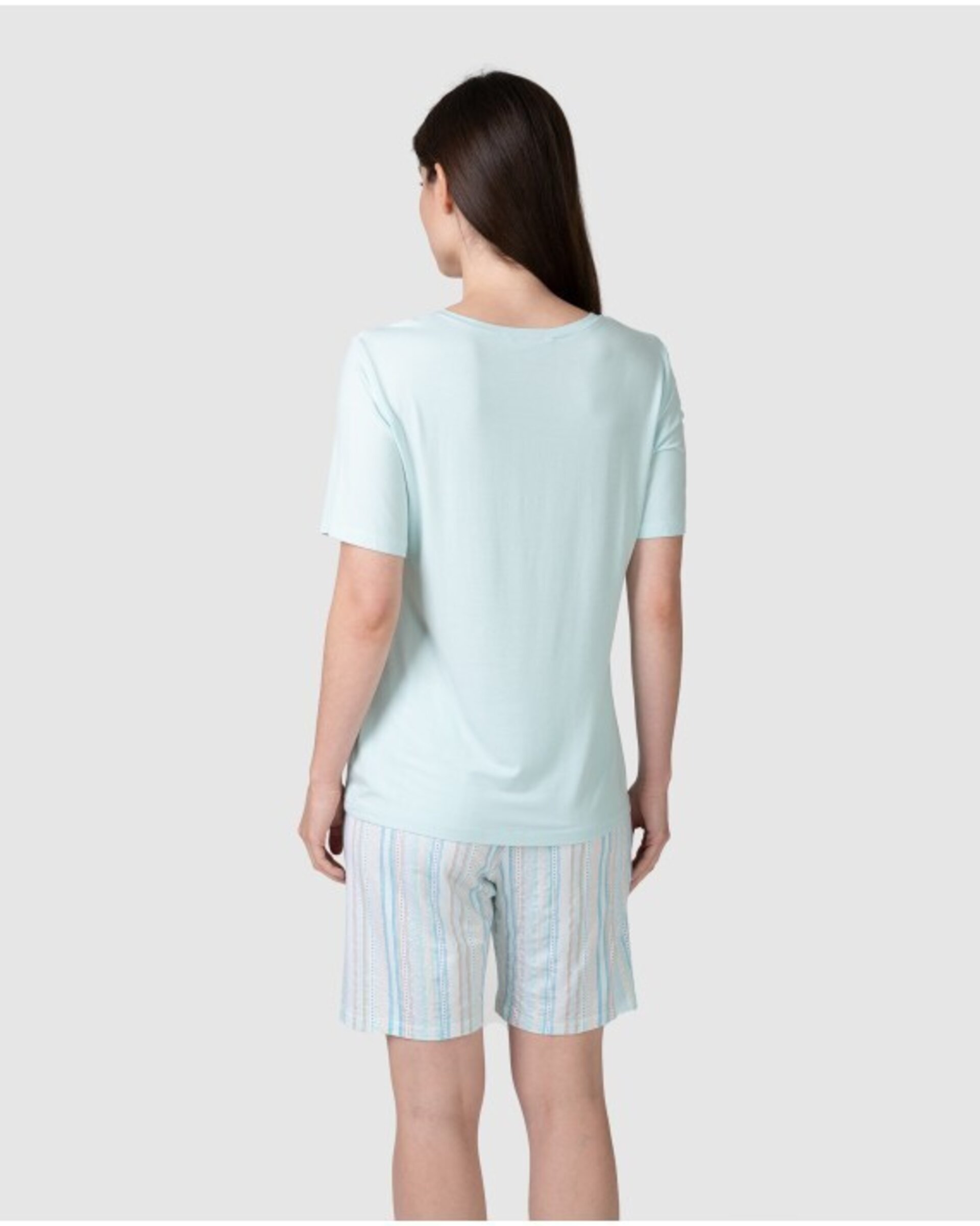 PIJAMA PIRATA DE MUJER MANGA CORTA LISO Y CUELLO LIGERAMENTE PICO - 2