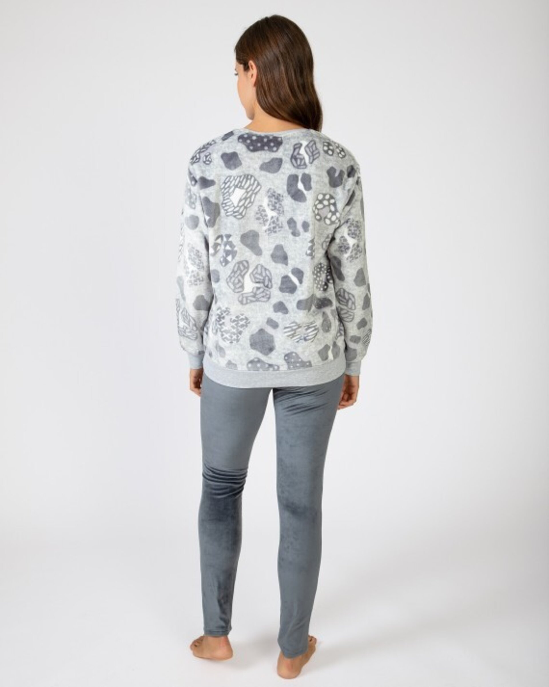 Pijama de mujer largo en tejido de micropolar - 2