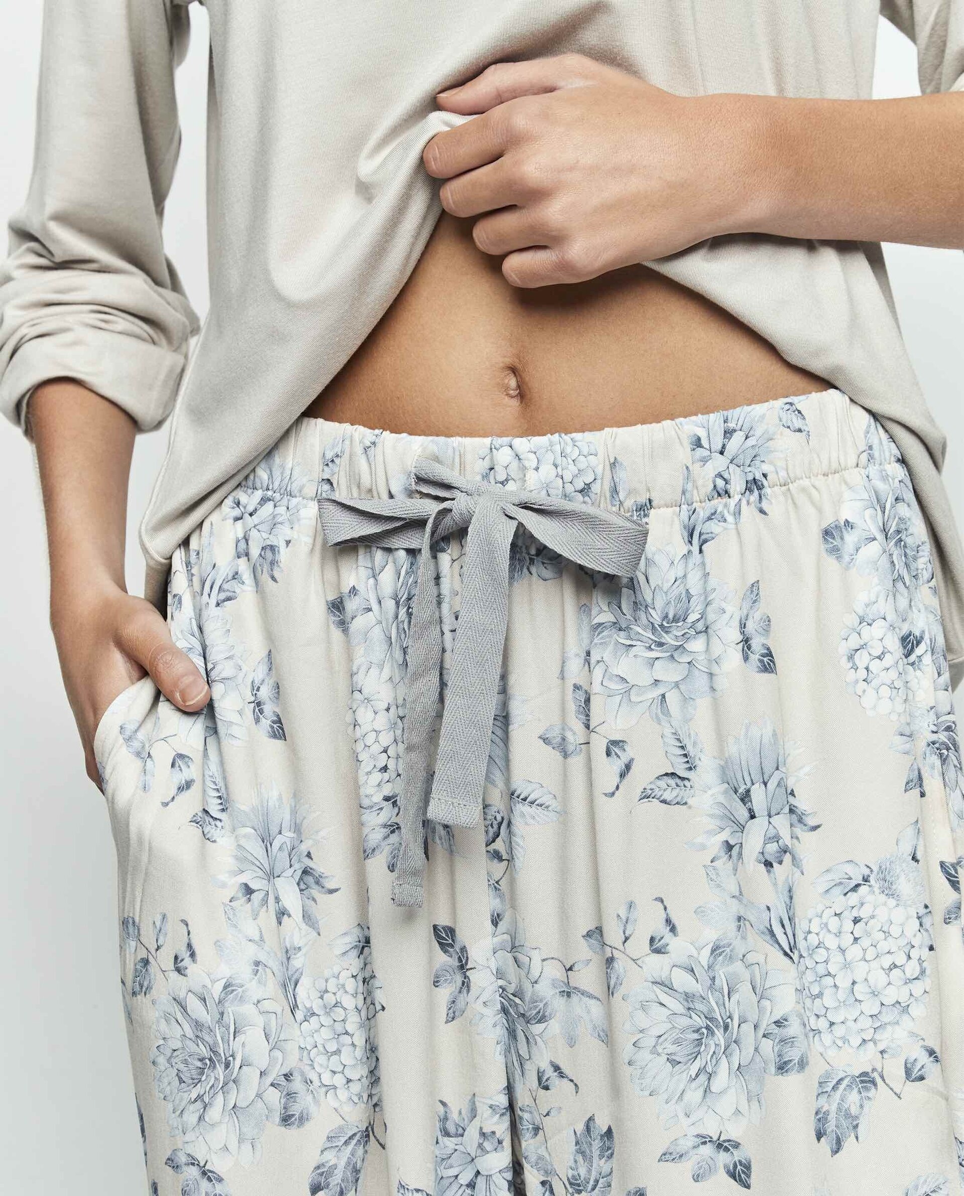 Pijama Flores Camiseta - 3