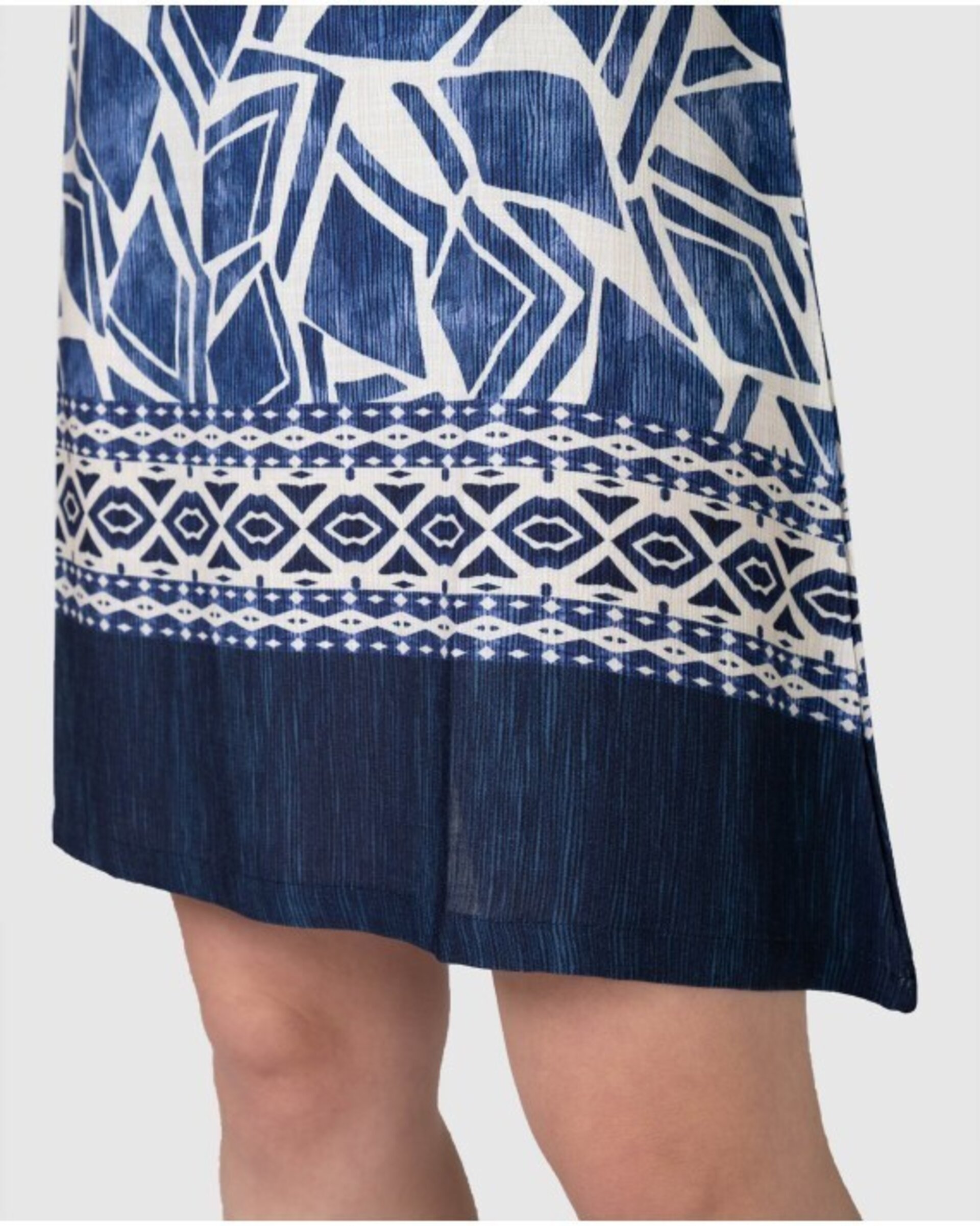 PLAYERA CORTA DE MUJER DE MANGA CORTA CON ESTAMPADO GEOMÉTRICO - 4