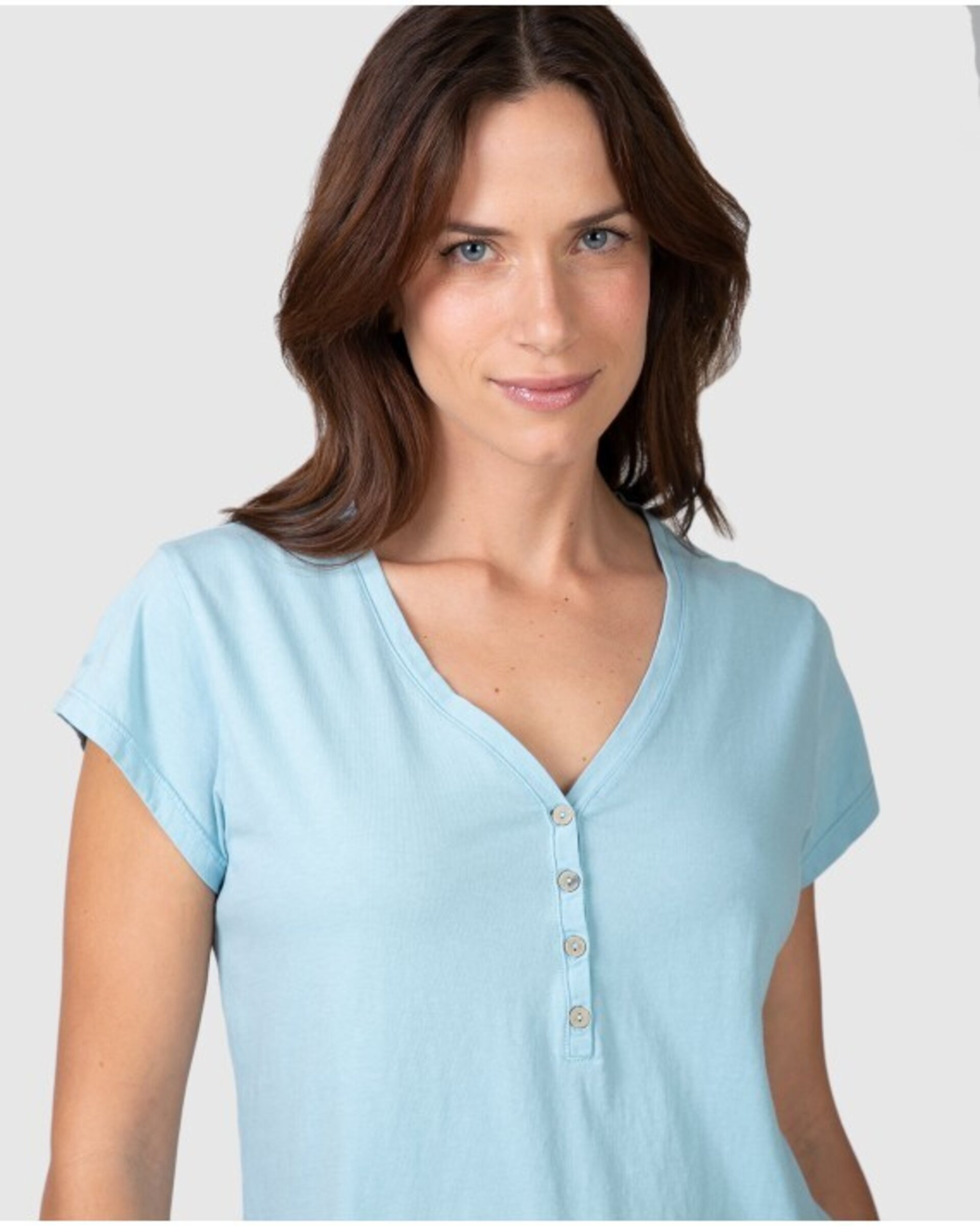 CAMISETA BÁSICA DE MUJER DE MANGA CORTA CON BOTONES DECORATIVOS - 1